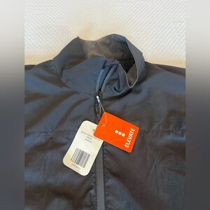 Brand new Elevate brand quarter zip wind breaker
